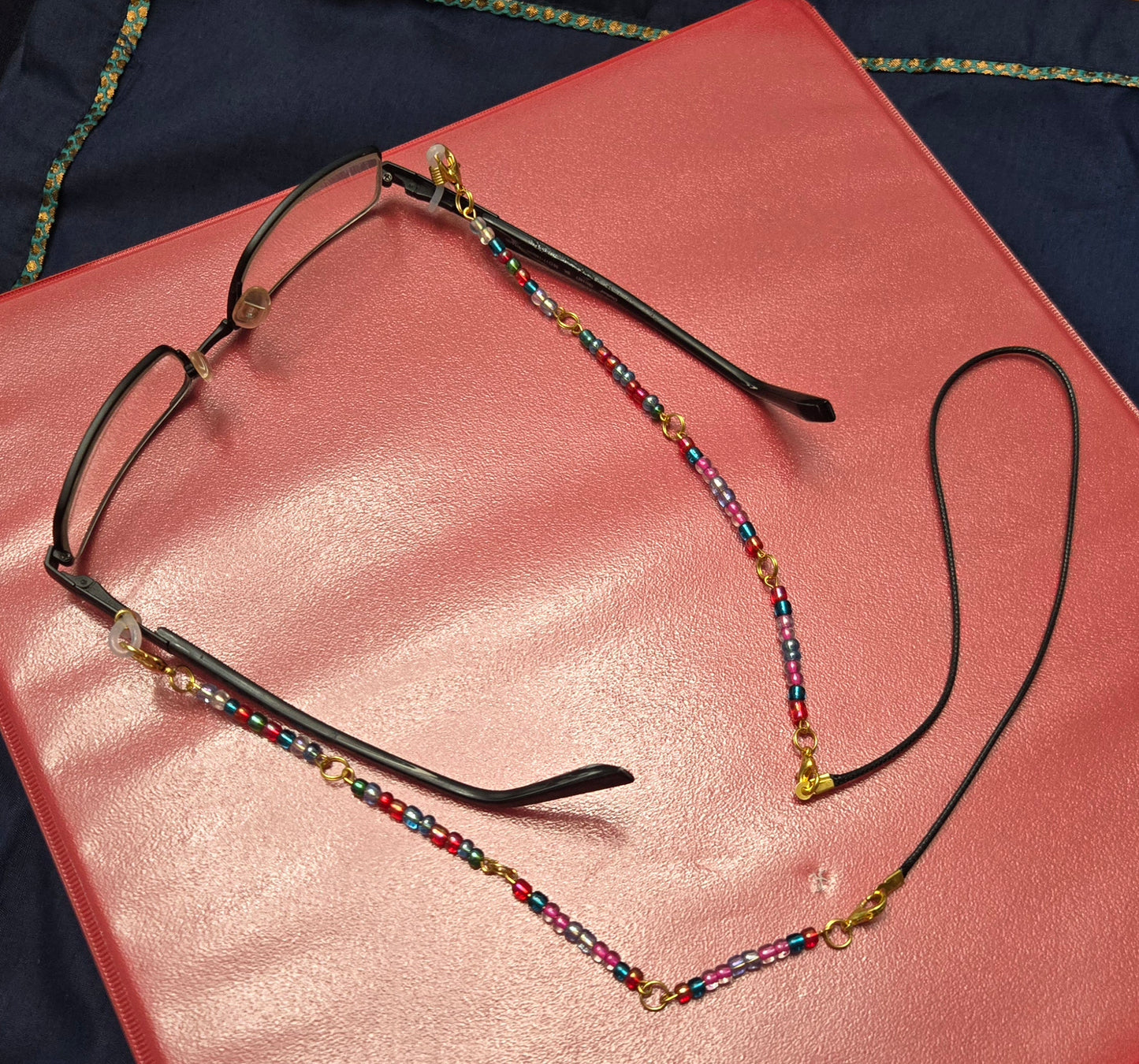 Multi-colored Eyeglass Keeper