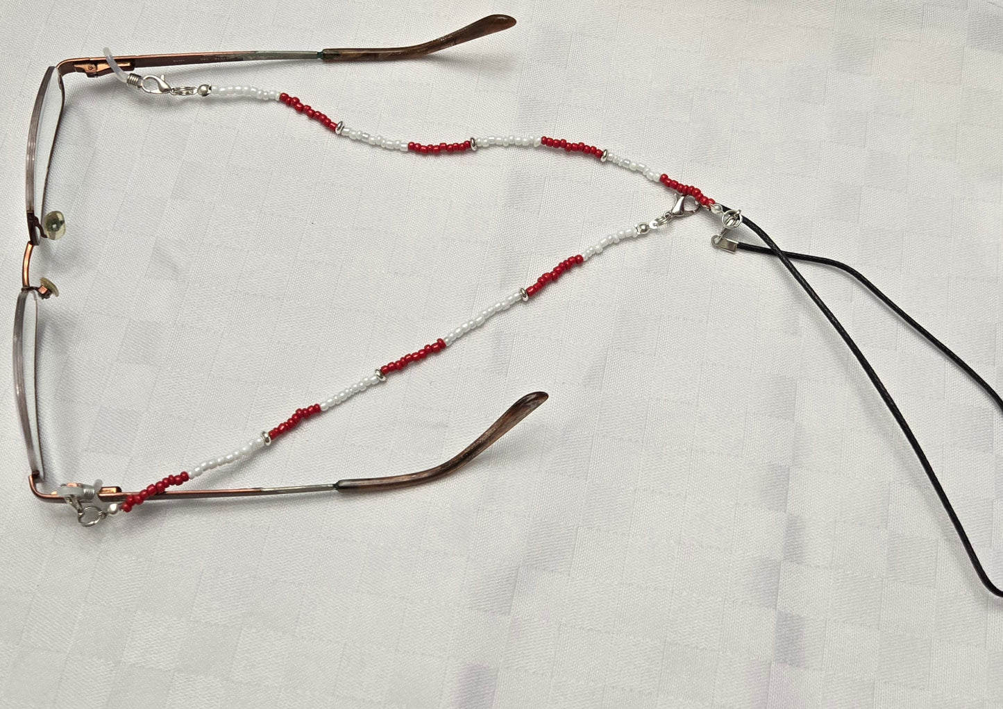 Red and White Eyeglass Keeper