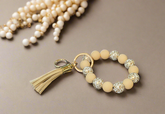 Cream and White Wristlet